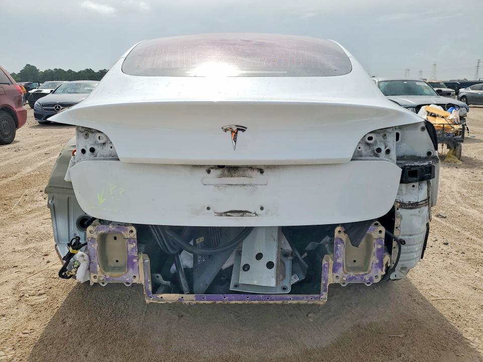 Продажа на аукционе авто 2018 Tesla Model 3, vin: 5YJ3E1EA4JF031339, номер лота: 58075976