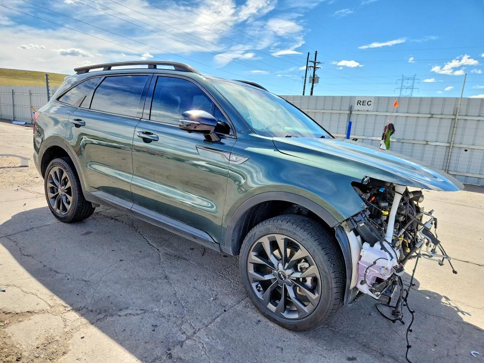 Продажа на аукционе авто 2022 Kia Sorento, vin: 5XYRKDLF8NG113446, номер лота: 56995306
