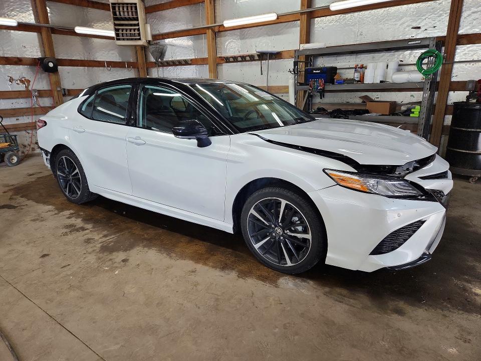 55652706 :رقم المزاد ، 4T1K61AK9LU397617 vin ، 2020 Toyota Camry مزاد بيع