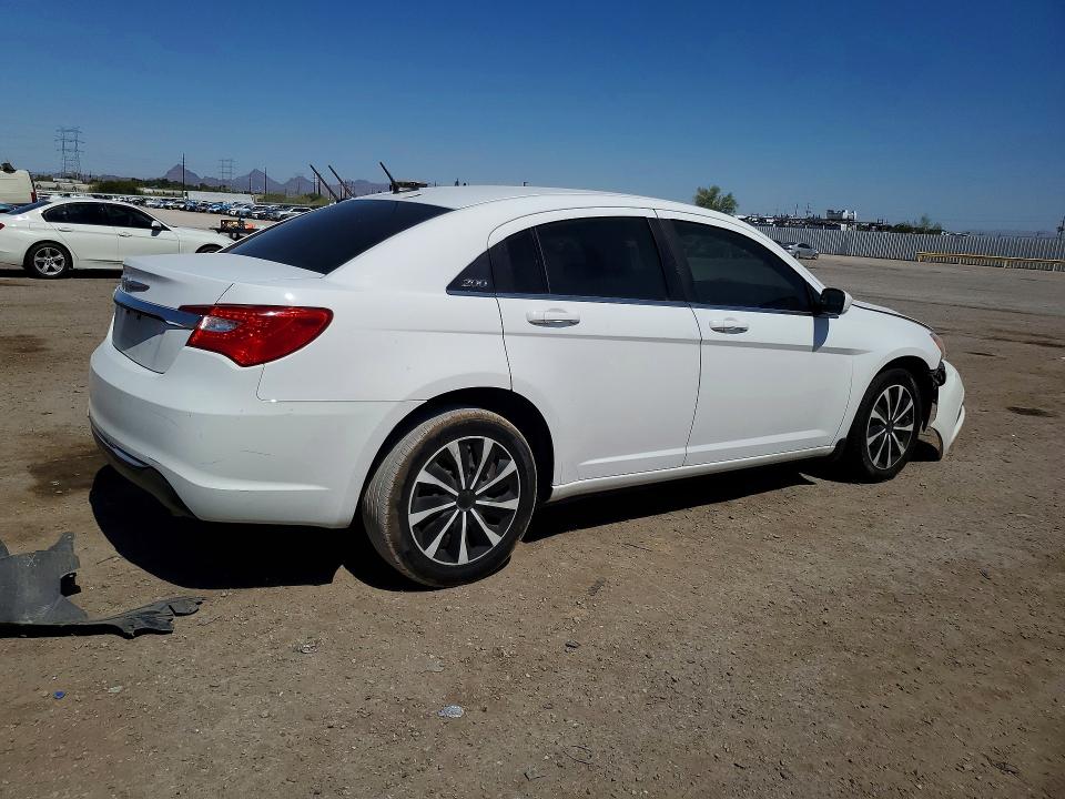 Продажа на аукционе авто 2013 Chrysler 200, vin: 1C3CCBAB1DN559652, номер лота: 56532646