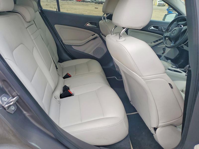 56315956 :رقم المزاد ، WDCTG4GB5JJ483918 vin ، 2018 Mercedes-benz Gla مزاد بيع