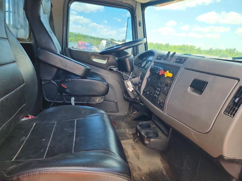 Продаж на аукціоні авто 2018 Peterbilt 348, vin: 2NP3LJ9X3JM474967, номер лоту: 56284196
