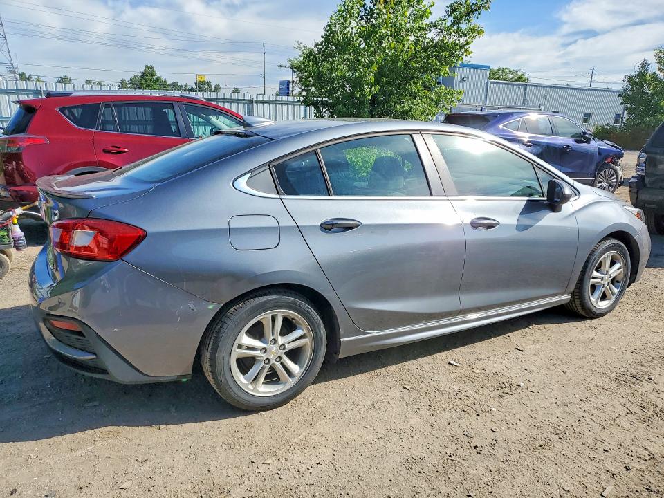 Продажа на аукционе авто 2018 Chevrolet Cruze, vin: 1G1BE5SM0J7238357, номер лота: 58293966