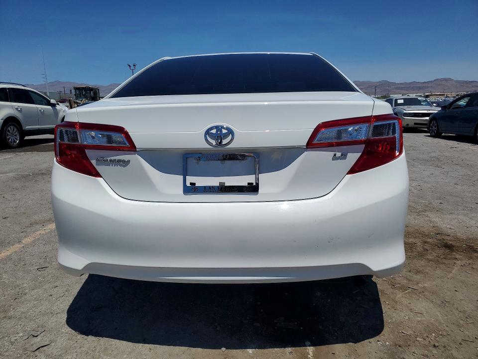 57590116 :رقم المزاد ، 4T4BF1FK1ER359753 vin ، 2014 Toyota Camry مزاد بيع