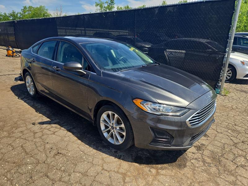 56580176 :رقم المزاد ، 3FA6P0HD8LR110737 vin ، 2020 Ford Fusion مزاد بيع