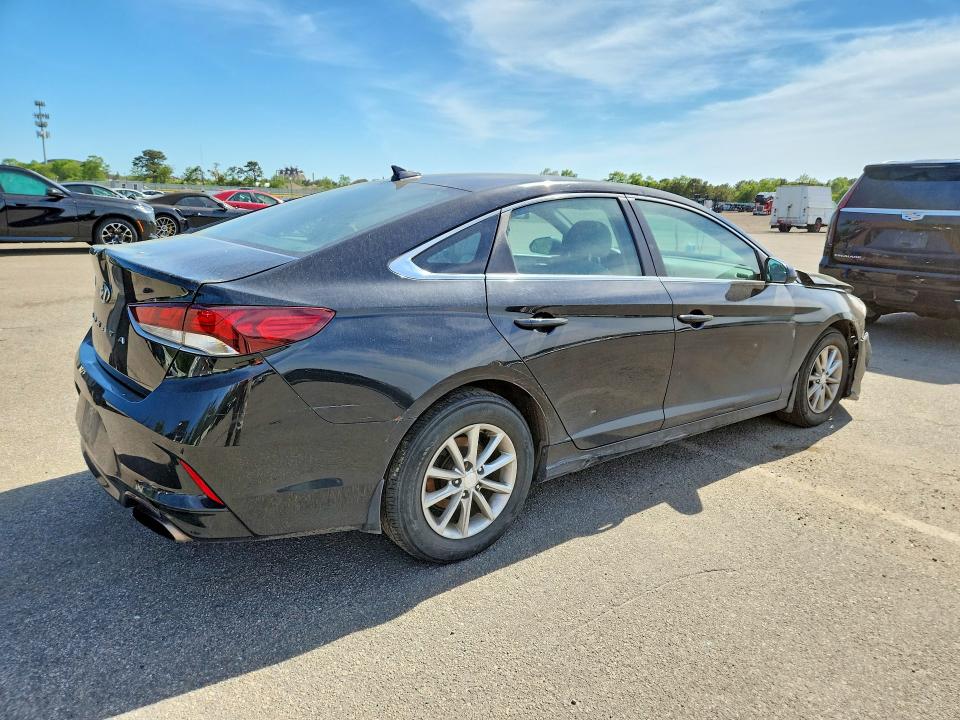 Продажа на аукционе авто 2019 Hyundai Sonata, vin: 5NPE24AF3KH813834, номер лота: 56114286