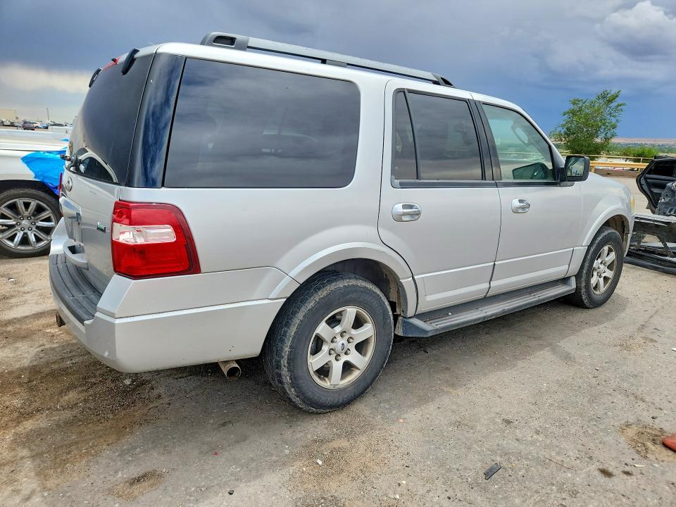 58833256 :رقم المزاد ، 1FMJU1G52AEB63524 vin ، 2010 Ford Expedition مزاد بيع