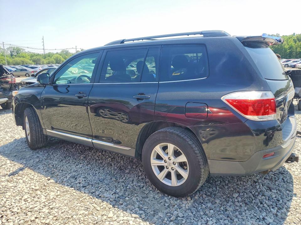 2013 Toyota Highlander მანქანა იყიდება აუქციონზე, vin: 5TDBK3EH7DS205935, აუქციონის ნომერი: 56837016