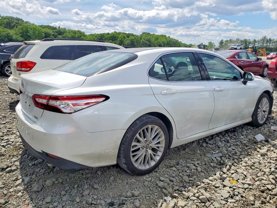 Aukcja sprzedaży 2018 Toyota Camry, vin: 4T1B11HK7JU074586, numer aukcji: 58011996