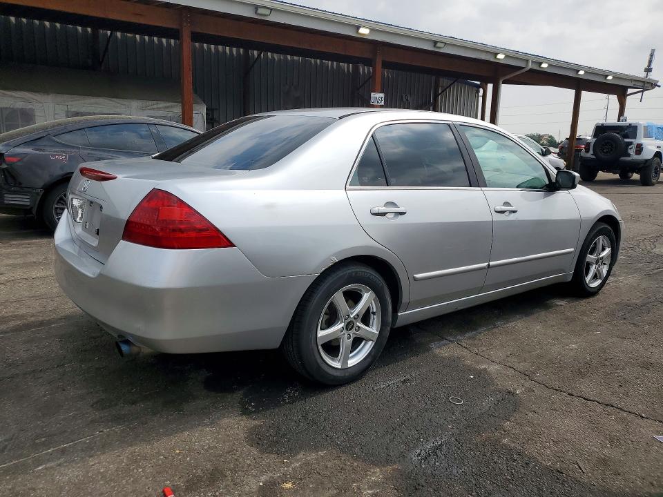 58154636 :رقم المزاد ، 1HGCM56737A105916 vin ، 2007 Honda Accord مزاد بيع