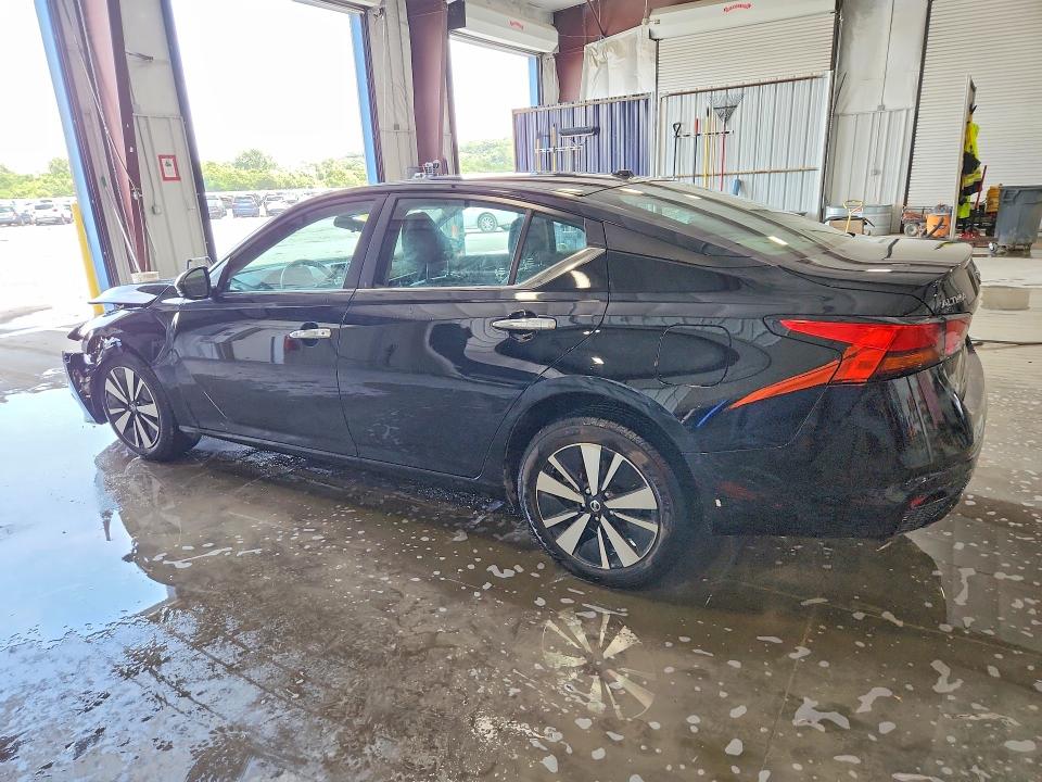 2022 Nissan Altima მანქანა იყიდება აუქციონზე, vin: 1N4BL4DW8NN382459, აუქციონის ნომერი: 56663926