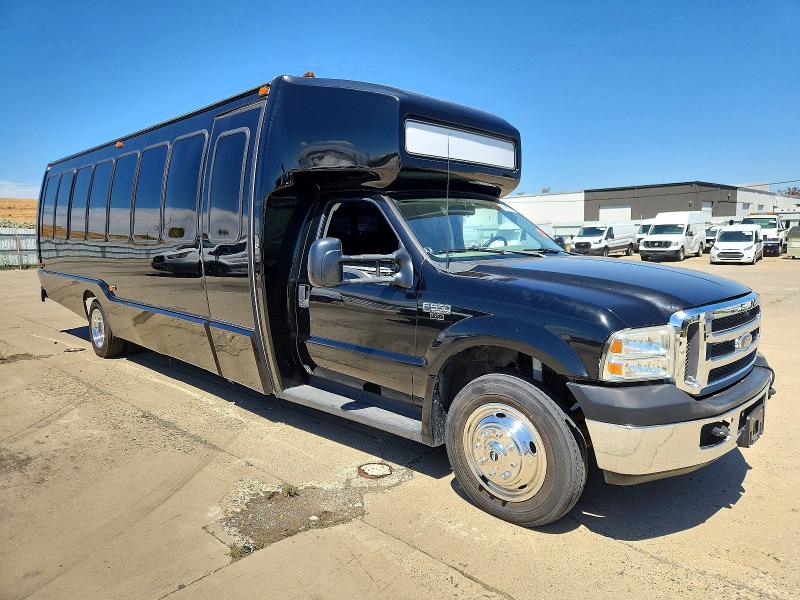 56196796 :رقم المزاد ، 1FDAF56F6YEB45033 vin ، 2000 Ford F550 مزاد بيع