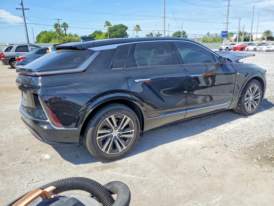 Продажа на аукционе авто 2024 Cadillac Lyriq, vin: 1GYKPRRK9RZ112814, номер лота: 56405486