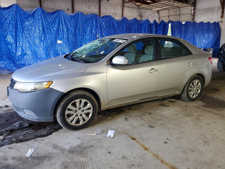 2011 Kia Forte მანქანა იყიდება აუქციონზე, vin: KNAFU4A20B5885972, აუქციონის ნომერი: 56902716