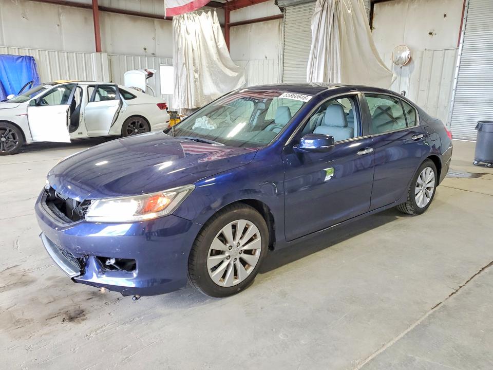 2013 Honda Accord მანქანა იყიდება აუქციონზე, vin: 1HGCR2F87DA247593, აუქციონის ნომერი: 55860646