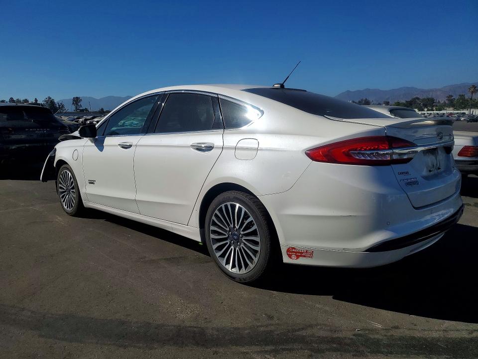 57257226 :رقم المزاد ، 3FA6P0SU9JR110316 vin ، 2018 Ford Fusion مزاد بيع