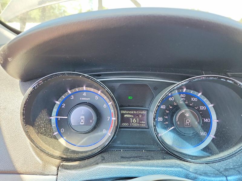 2014 Hyundai Sonata მანქანა იყიდება აუქციონზე, vin: 5NPEB4AC7EH938572, აუქციონის ნომერი: 57342536