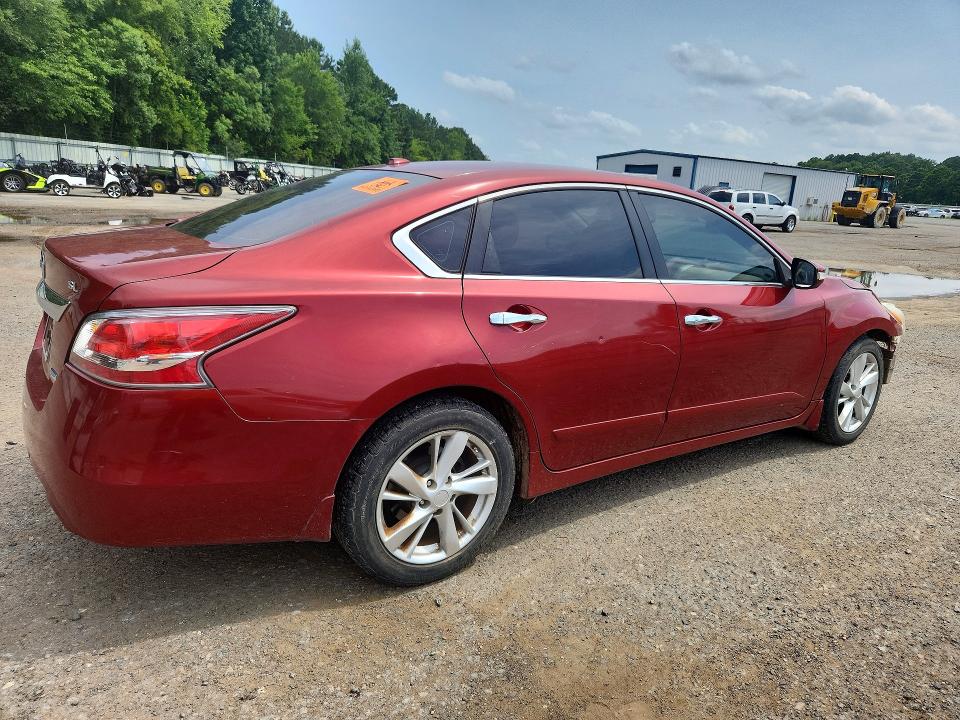 2014 Nissan Altima მანქანა იყიდება აუქციონზე, vin: 1N4AL3AP0EC111717, აუქციონის ნომერი: 58965236