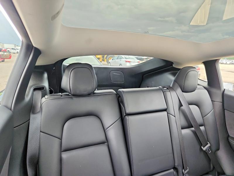 57064776 :رقم المزاد ، 5YJYGDEE8MF158653 vin ، 2021 Tesla Model Y مزاد بيع