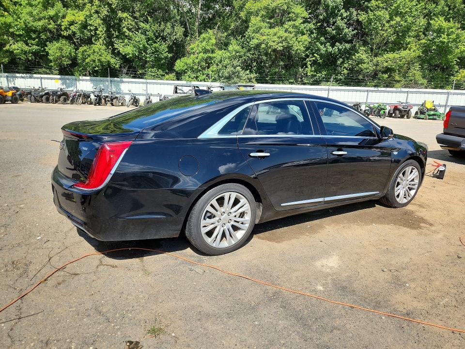 58617026 :رقم المزاد ، 2G61M5S34J9154797 vin ، 2018 Cadillac Xts مزاد بيع