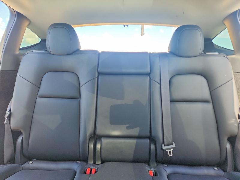 2024 Tesla Model Y მანქანა იყიდება აუქციონზე, vin: 7SAYGDED0RF041831, აუქციონის ნომერი: 59143186
