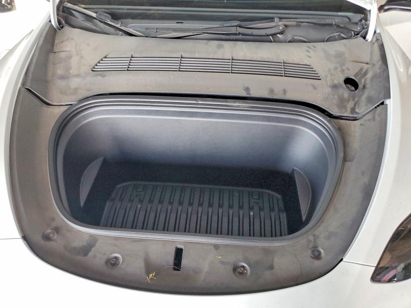 2024 Tesla Model Y მანქანა იყიდება აუქციონზე, vin: 7SAYGDED1RF093999, აუქციონის ნომერი: 58479426