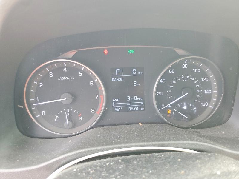 56928016 :رقم المزاد ، KMHD74LF0HU380011 vin ، 2017 Hyundai Elantra مزاد بيع
