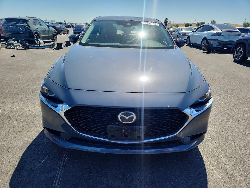 56263226 :رقم المزاد ، 3MZBPACL2NM316453 vin ، 2022 Mazda 3 مزاد بيع