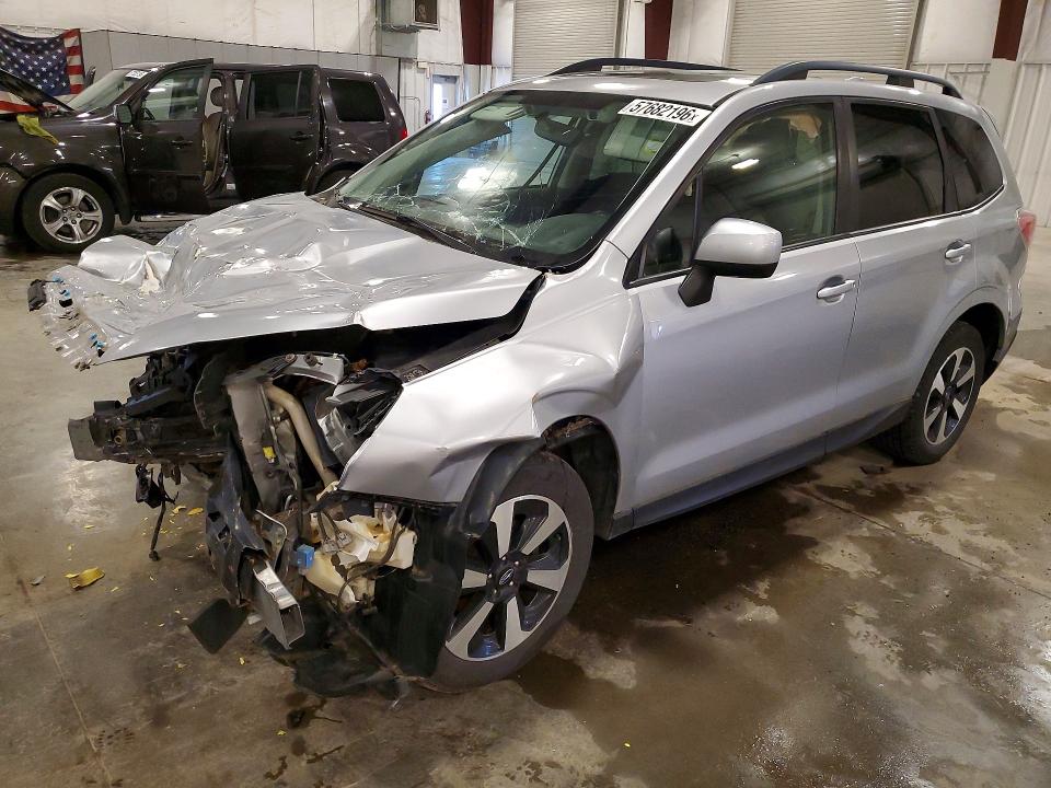 Продаж на аукціоні авто 2017 Subaru Forester, vin: JF2SJAGC5HH514842, номер лоту: 57682196