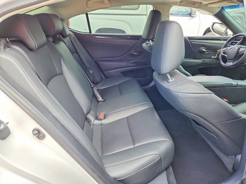 58326996 :رقم المزاد ، 58ADZ1B14LU061999 vin ، 2020 Lexus Es مزاد بيع