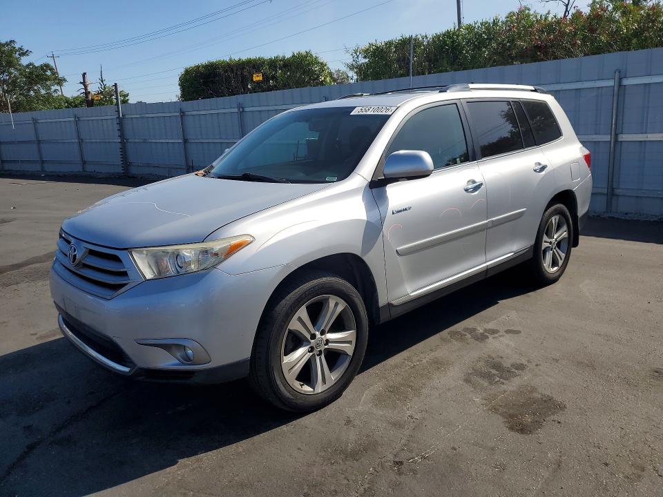 55810026 :رقم المزاد ، 5TDDK3EH6BS089522 vin ، 2011 Toyota Highlander مزاد بيع