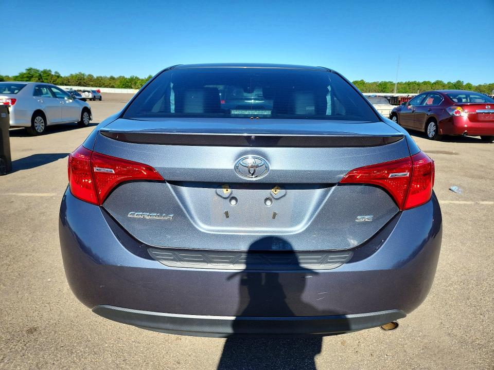 2018 Toyota Corolla მანქანა იყიდება აუქციონზე, vin: 2T1BURHE6JC970394, აუქციონის ნომერი: 57489066