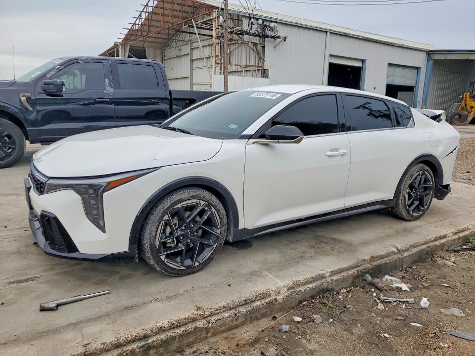 56575146 :رقم المزاد ، 3KPFW4DE5SE056046 vin ، 2025 Kia K4 مزاد بيع