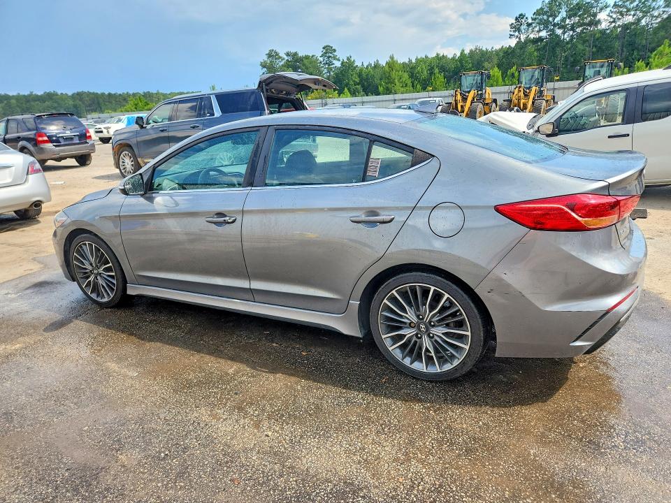 2017 Hyundai Elantra მანქანა იყიდება აუქციონზე, vin: KMHD04LB3HU339180, აუქციონის ნომერი: 58943396