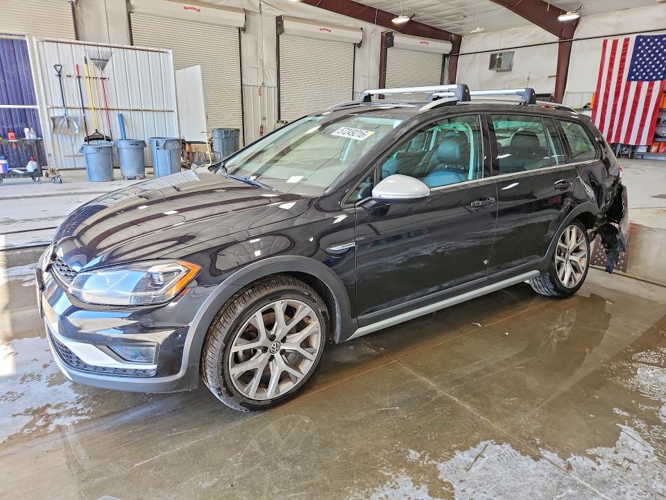 Продажа на аукционе авто 2018 Volkswagen Golf Alltrack, vin: 3VWH17AU9JM756237, номер лота: 57249216