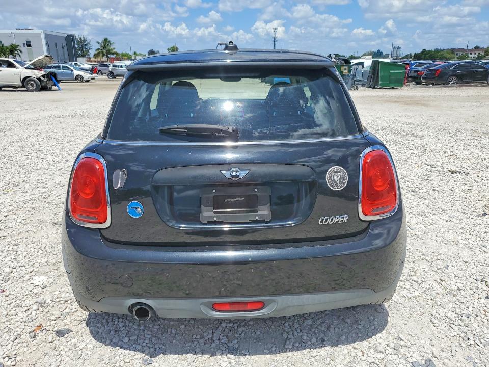 Aukcja sprzedaży 2016 Mini Cooper, vin: WMWXP5C52G2D15900, numer aukcji: 85456915