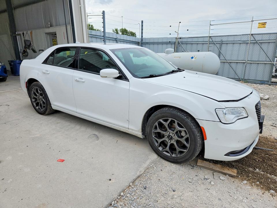 Продажа на аукционе авто 2017 Chrysler 300, vin: 2C3CCAGG0HH651217, номер лота: 58187266