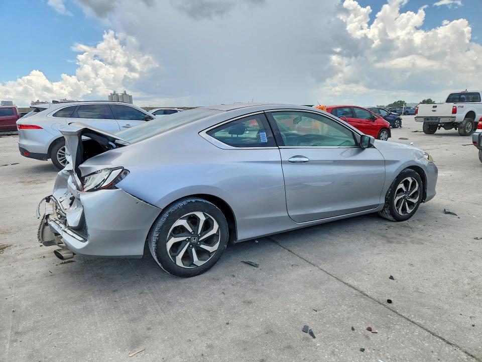 Продаж на аукціоні авто 2016 Honda Accord, vin: 1HGCT1B37GA010421, номер лоту: 57208196