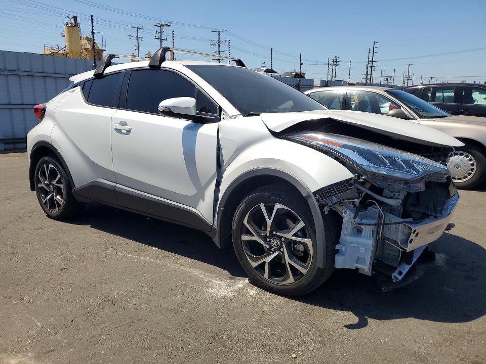 Продажа на аукционе авто 2022 Toyota C-hr, vin: NMTKHMBX1NR144596, номер лота: 58295436