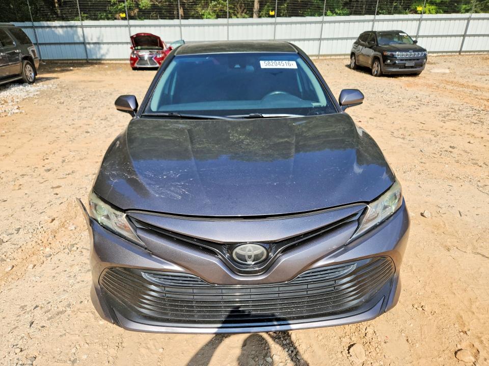 58204516 :رقم المزاد ، 4T1B11HK0KU753939 vin ، 2019 Toyota Camry مزاد بيع