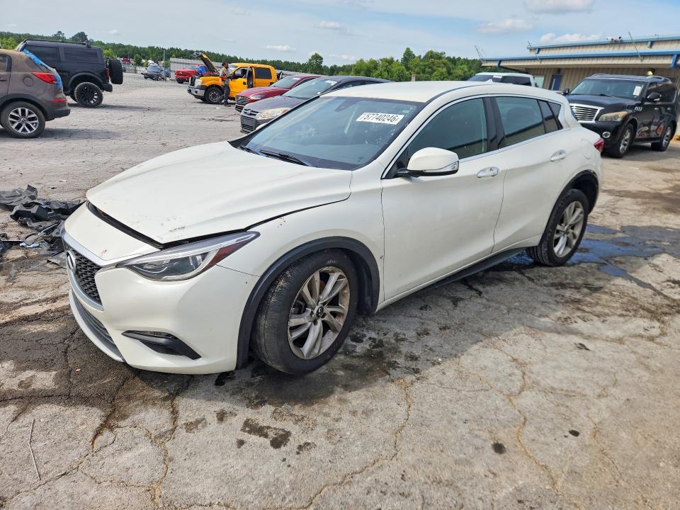 57740246 :رقم المزاد ، SJKCH5CP5HA033655 vin ، 2017 Infiniti Qx30 مزاد بيع