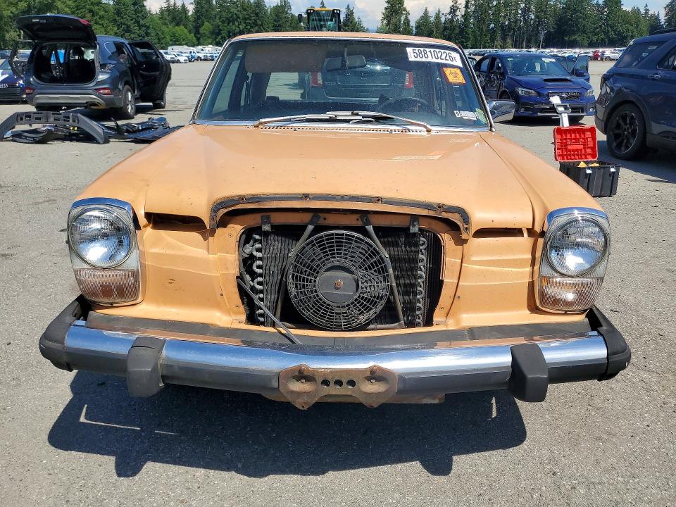 58810226 :رقم المزاد ، 11511710115414 vin ، 1976 Mercedes-benz 240-class مزاد بيع