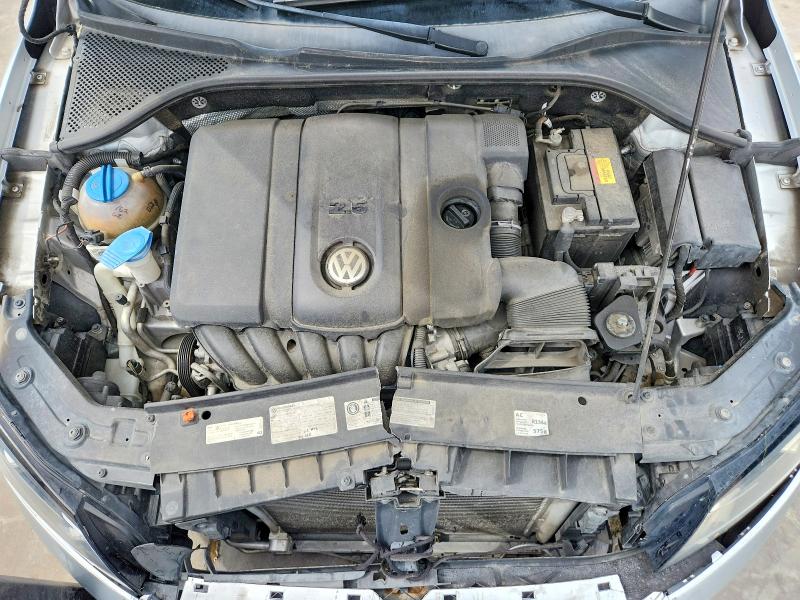 57070906 :رقم المزاد ، 1VWAH7A30DC018563 vin ، 2013 Volkswagen Passat مزاد بيع