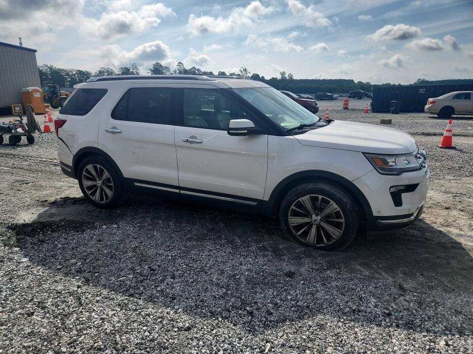 56796966 :رقم المزاد ، 1FM5K7FH0JGC44791 vin ، 2018 Ford Explorer مزاد بيع