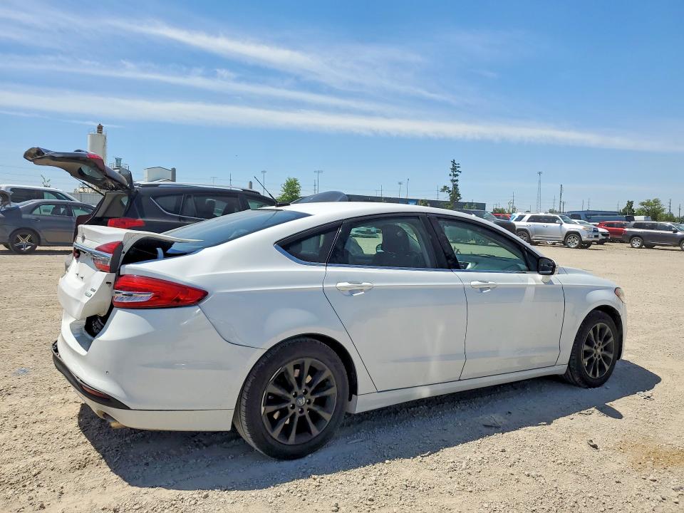 2017 Ford Fusion მანქანა იყიდება აუქციონზე, vin: 3FA6P0HDXHR305066, აუქციონის ნომერი: 55182656