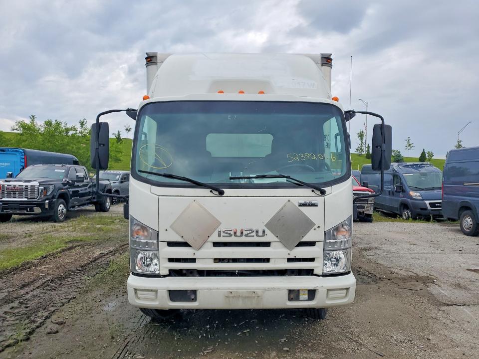 52392066 :رقم المزاد ، JALE5W160F7901655 vin ، 2015 Isuzu Nqr مزاد بيع