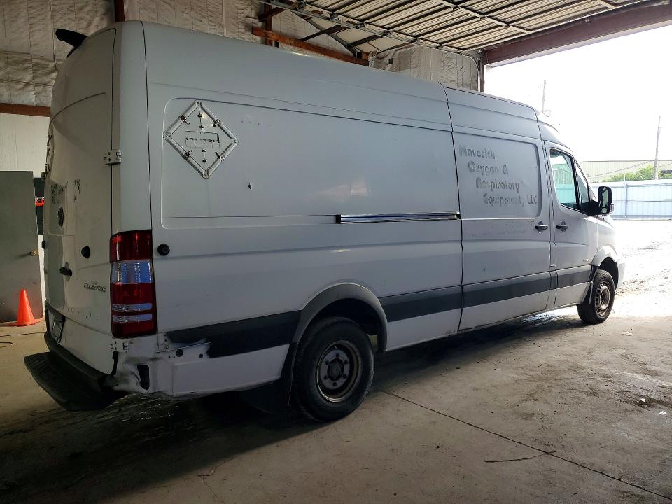 Продажа на аукционе авто 2015 Mercedes Benz Sprinter, vin: WD3PF4DC9FP138106, номер лота: 57469386