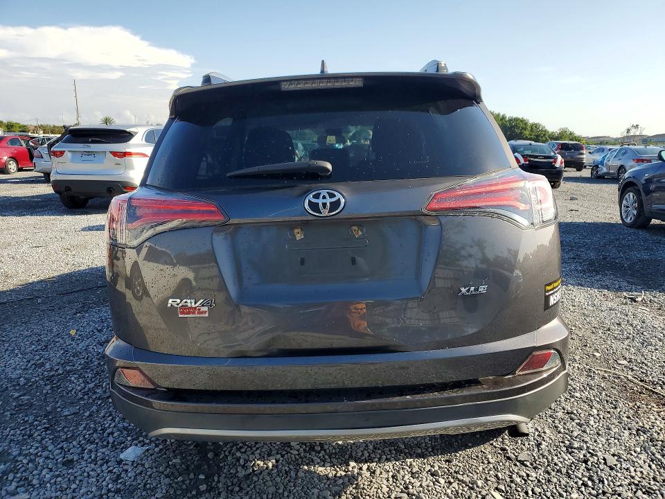 2017 Toyota Rav4 მანქანა იყიდება აუქციონზე, vin: 2T3WFREVXHW393823, აუქციონის ნომერი: 58368056