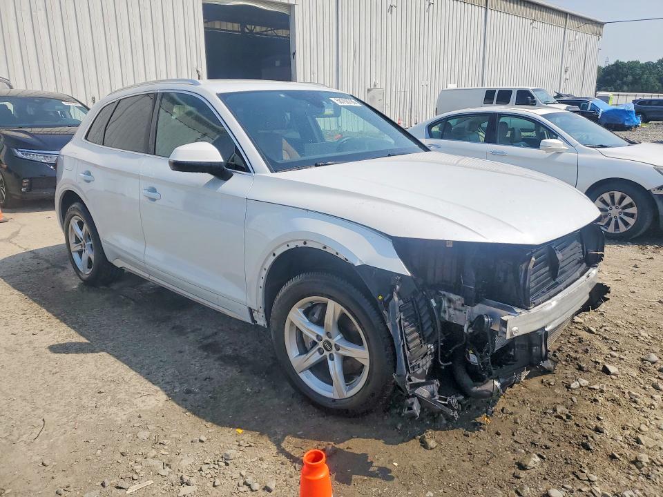 2021 Audi Q5 მანქანა იყიდება აუქციონზე, vin: WA1AAAFYXM2108165, აუქციონის ნომერი: 58768786