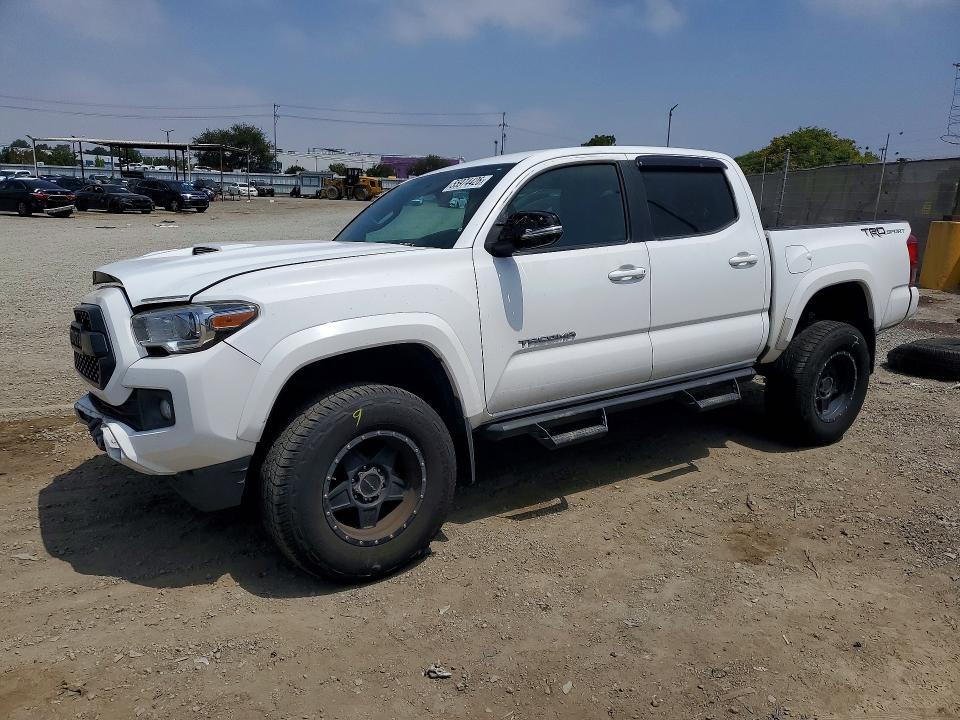 55974426 :رقم المزاد ، 3TMAZ5CN1GM003379 vin ، 2016 Toyota Tacoma مزاد بيع